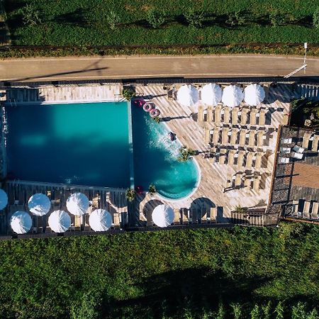 Готель L'Invidia Новачі-Страіні Екстер'єр фото